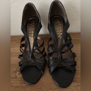 New York Transit Black Strappy Knot Detail 3” Heels.